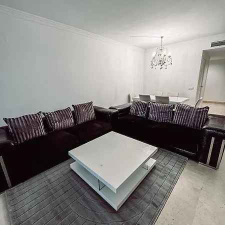 With Pool And Big Terrace With Pool View And Near To Апартаменты Марбелья