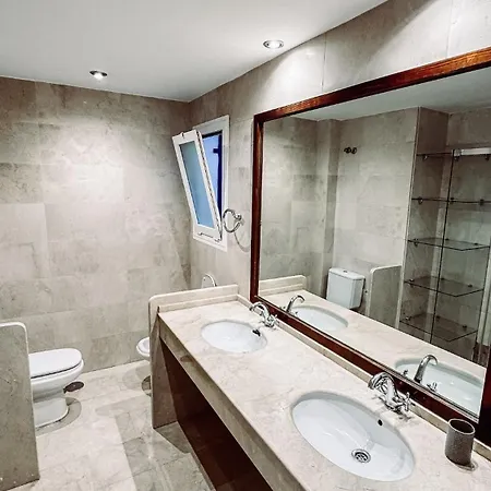 Апартаменты With Pool And Big Terrace With Pool View And Near To *