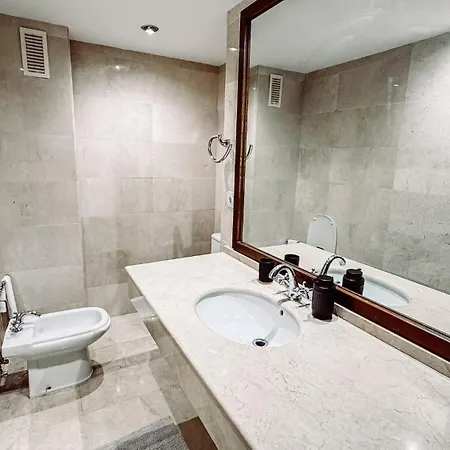 With Pool And Big Terrace With Pool View And Near To Lejlighed